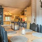 Cozy In Straumgjerde With Sauna Σπίτι διακοπών Brunstad
