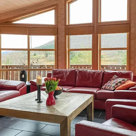 Cozy In Straumgjerde With Sauna *