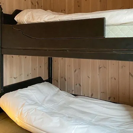 Holiday home In Straumgjerde With Wifi