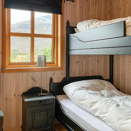 In Straumgjerde With Wifi Holiday home Brunstad