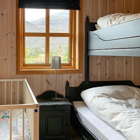 Cozy In Straumgjerde With Sauna