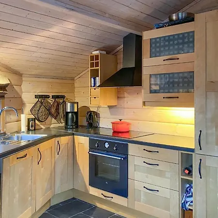 Cozy In Straumgjerde With Sauna Hébergement de vacances *