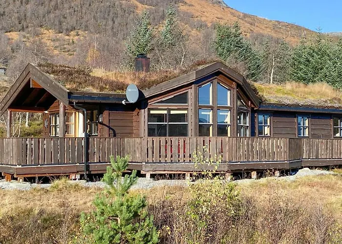 Cozy In Straumgjerde With Sauna Brunstad