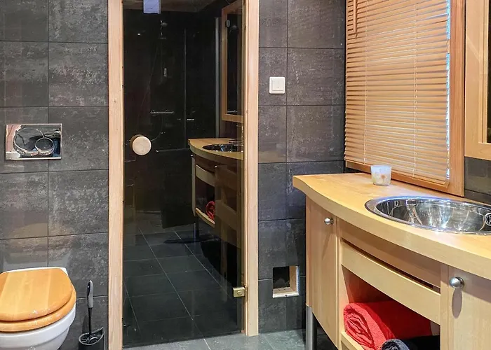 Cozy In Straumgjerde With Sauna Ferienhaus *